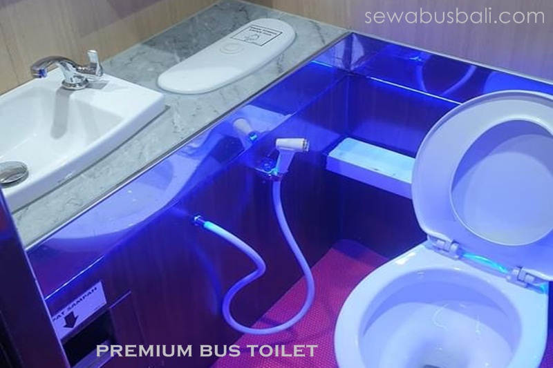 toilet premium bus sewa di bali